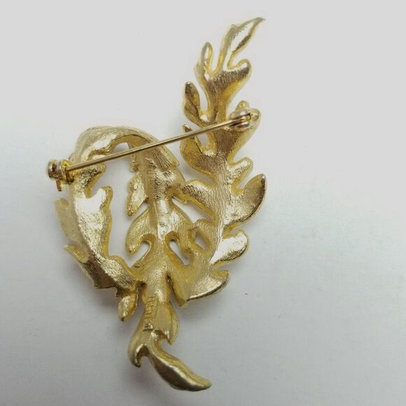 Vintage Lisner Gold Tone Leaf Shape Brooch, Abstract Unisex Design Signed Estate - Picture 3 of 7